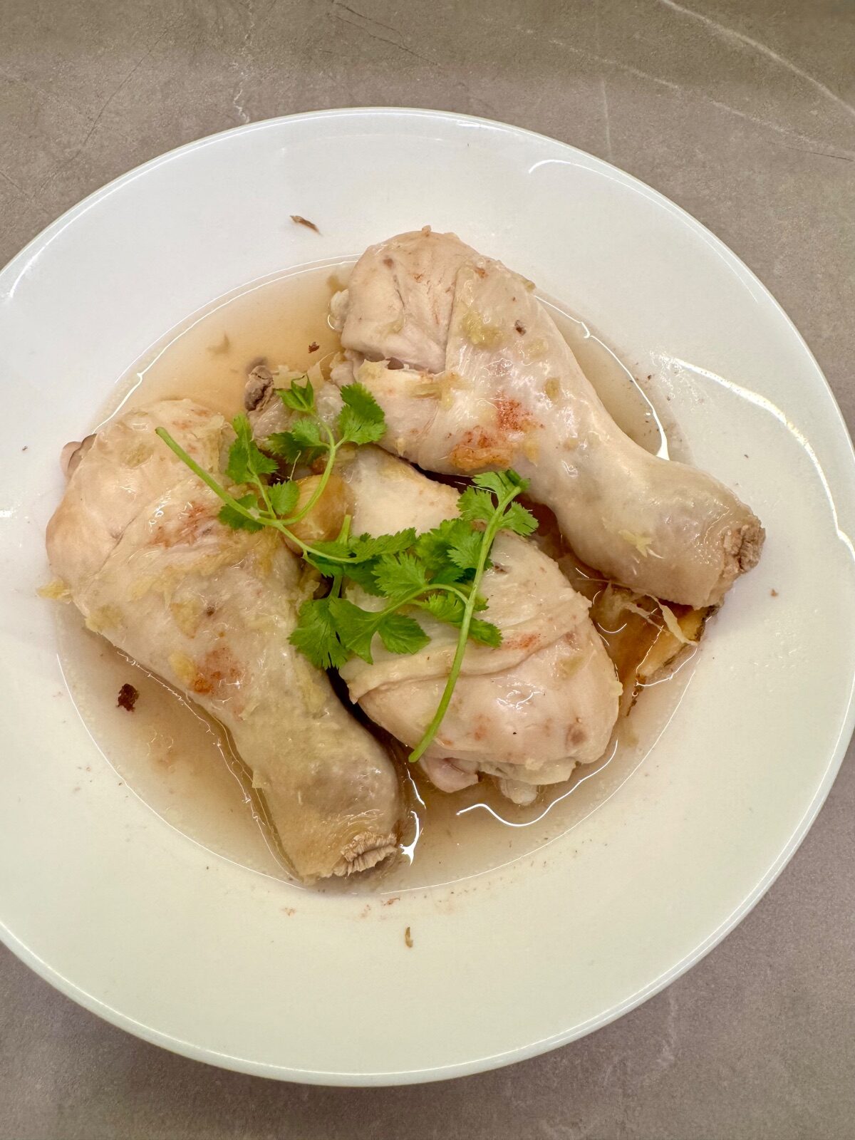 Ginger Juice Steamed Chicken